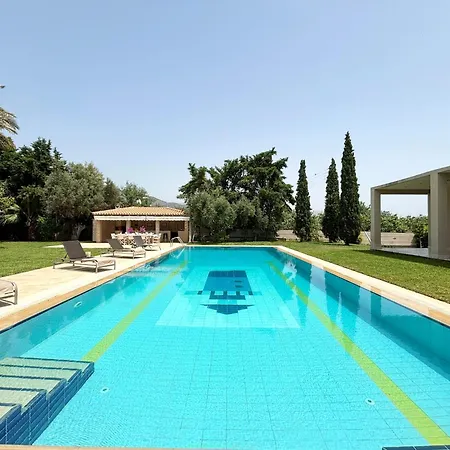 Villa De Georgio Agioi Theodoroi (Corinthia)