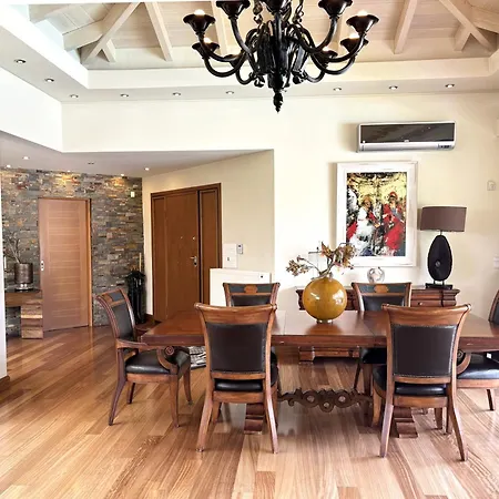 De Georgio Villa Agioi Theodoroi (Corinthia)